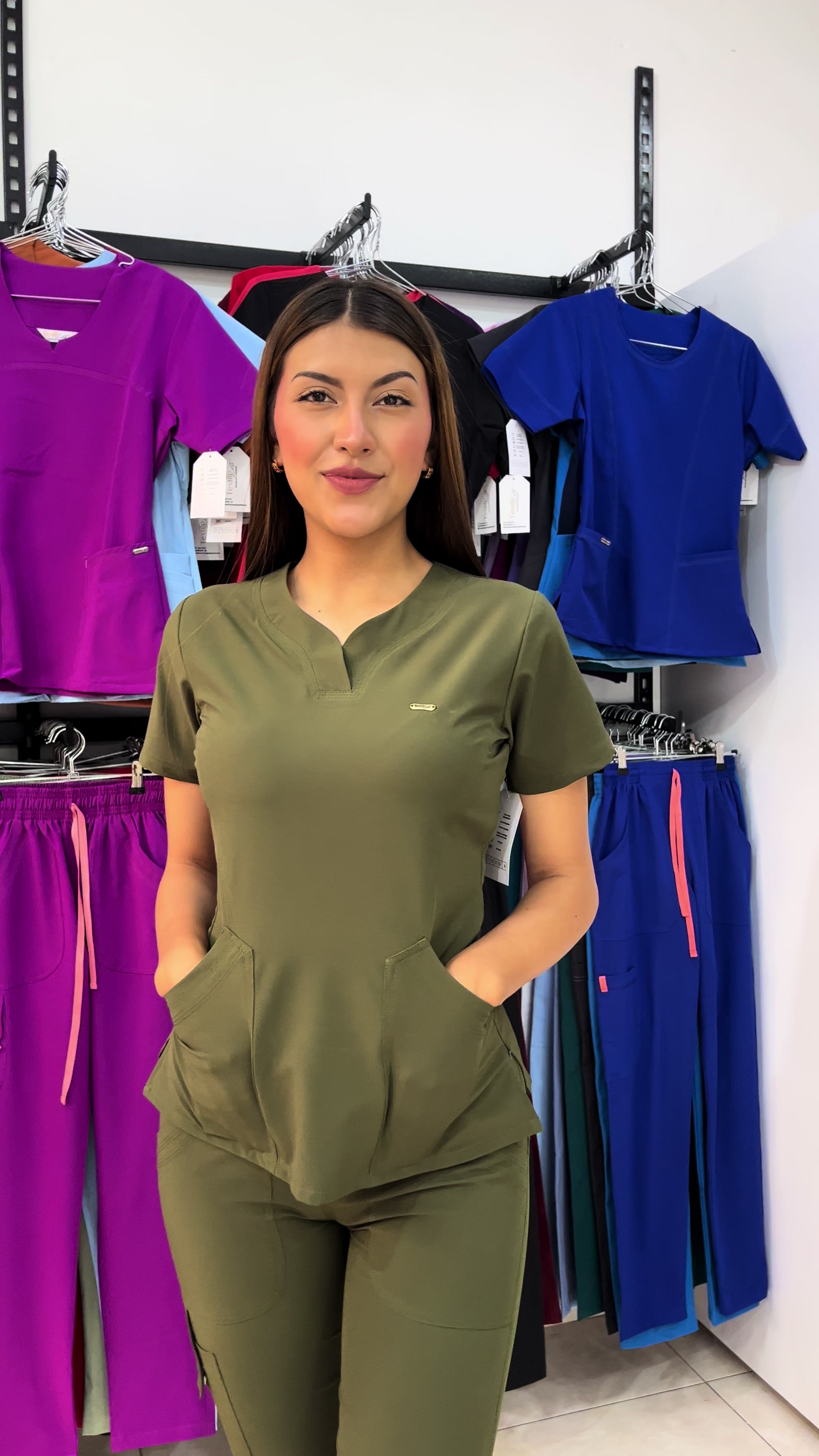 @Textilizarte uniformes médicos
