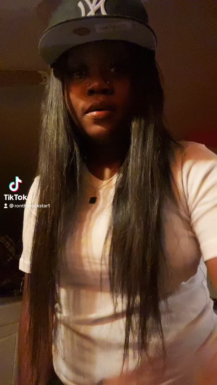 @rondarockstar
