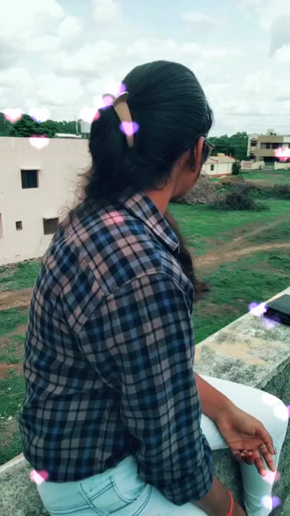 @anushri751