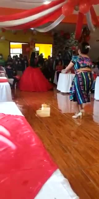@Gloria Tzoc