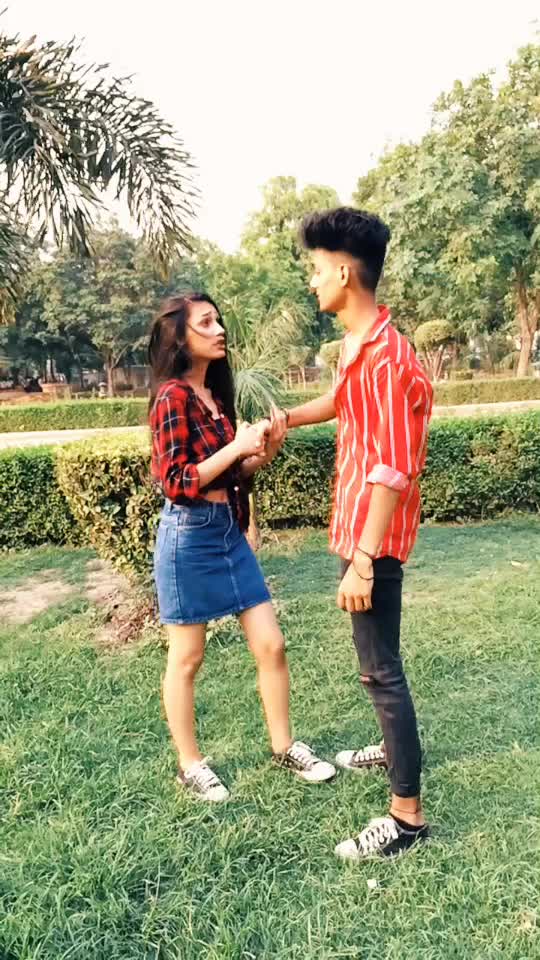 @AAYUSHI🎈