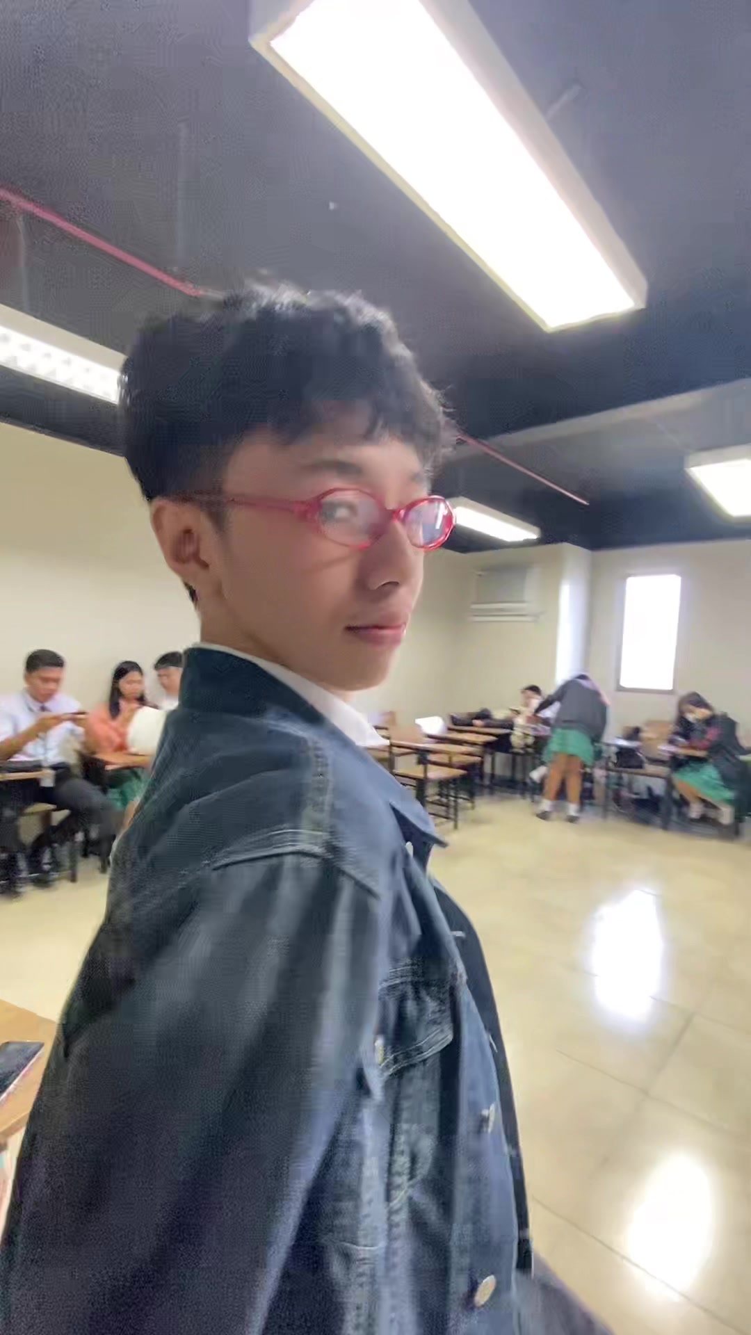 @dudong