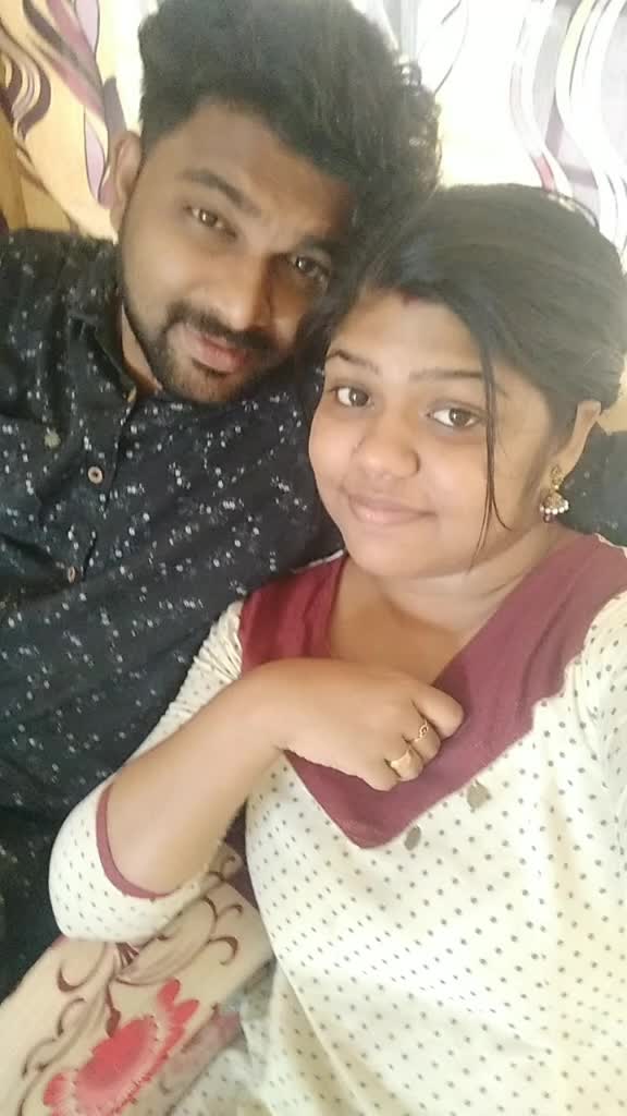 @Adorable couples😍😘