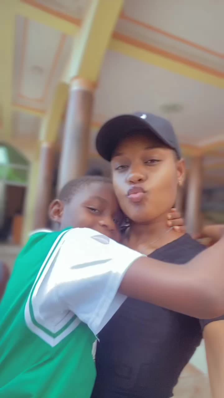 @🦋Small girl 🎀
