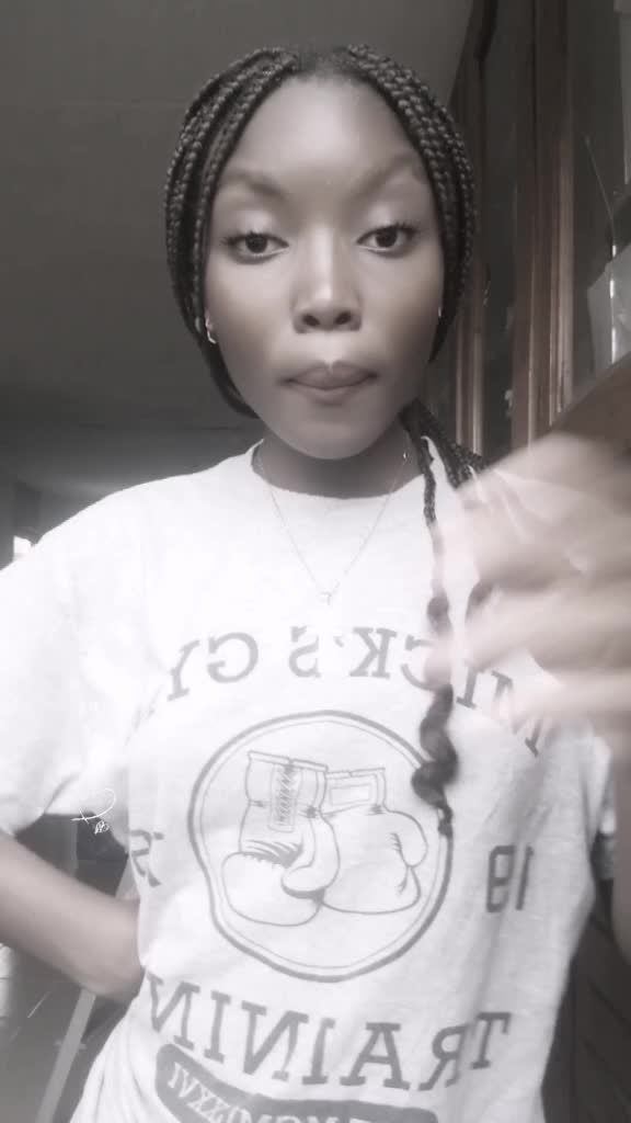 @Queen225
