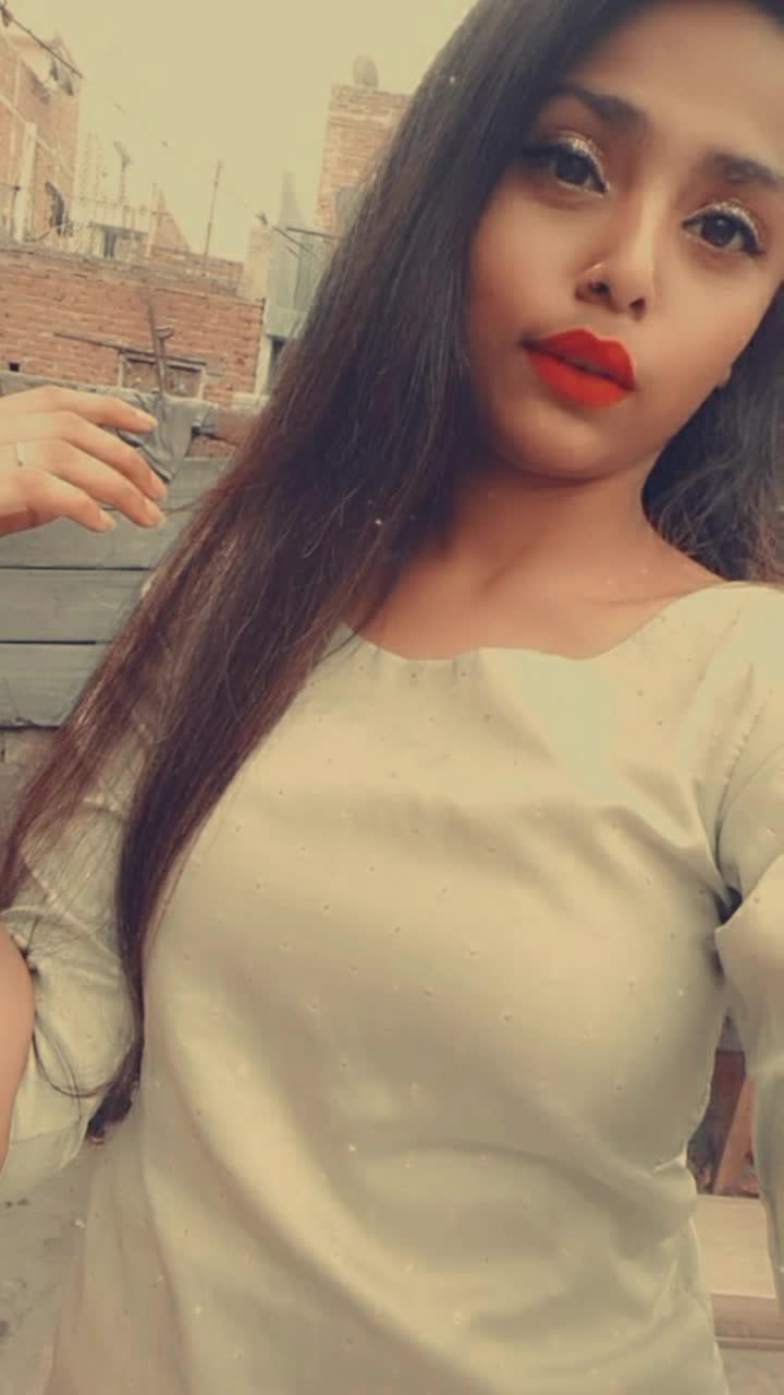 @hariyanvi queen👑