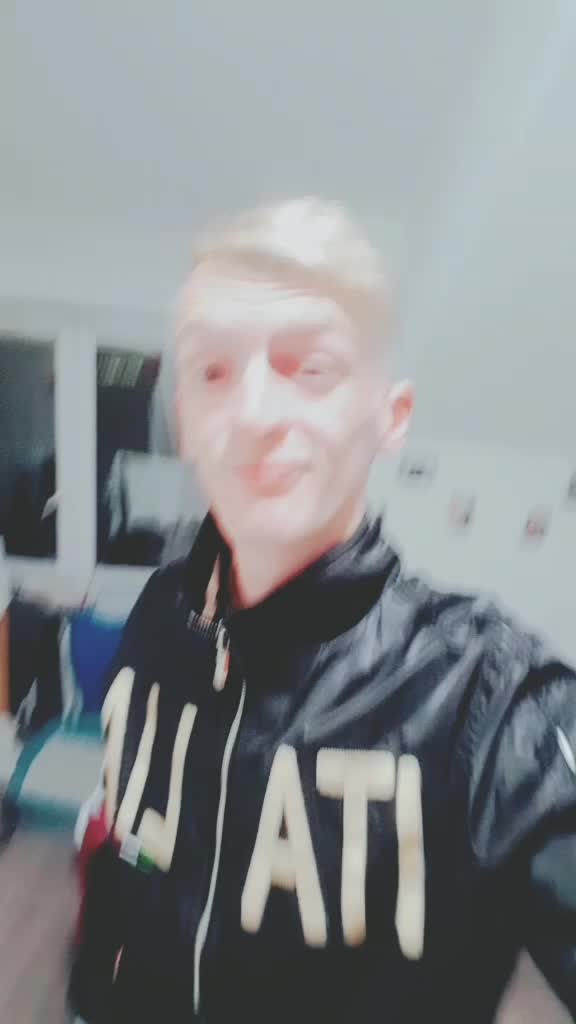 @Monsieur Panda
