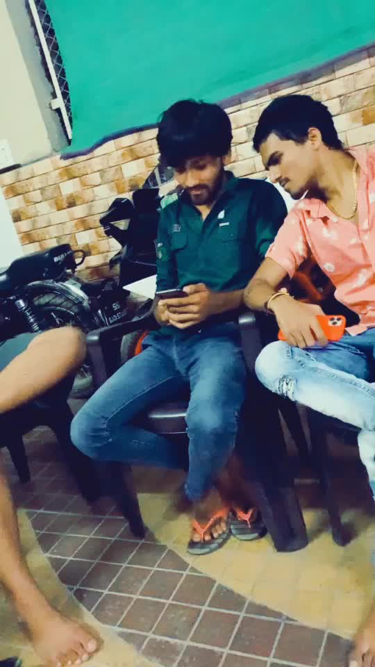 @BHUDEV_CHORU👑🦁