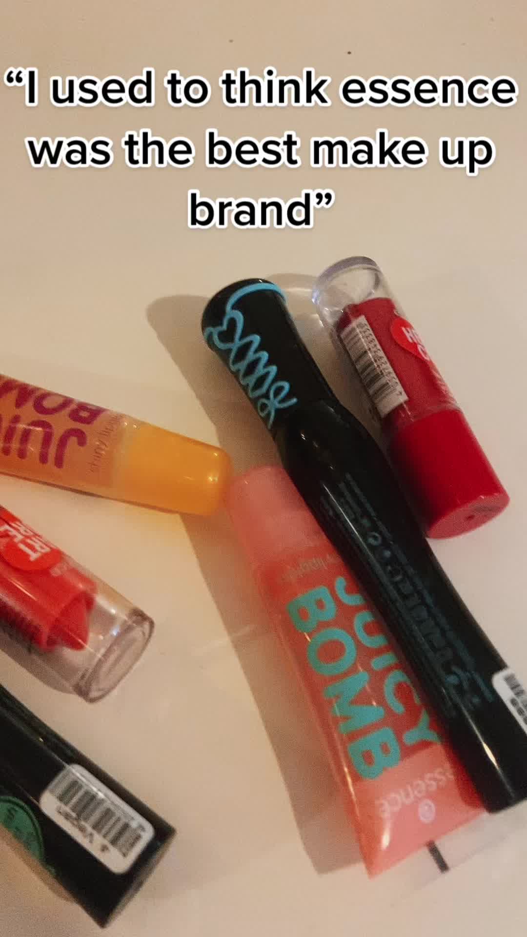 @Essence lover💞