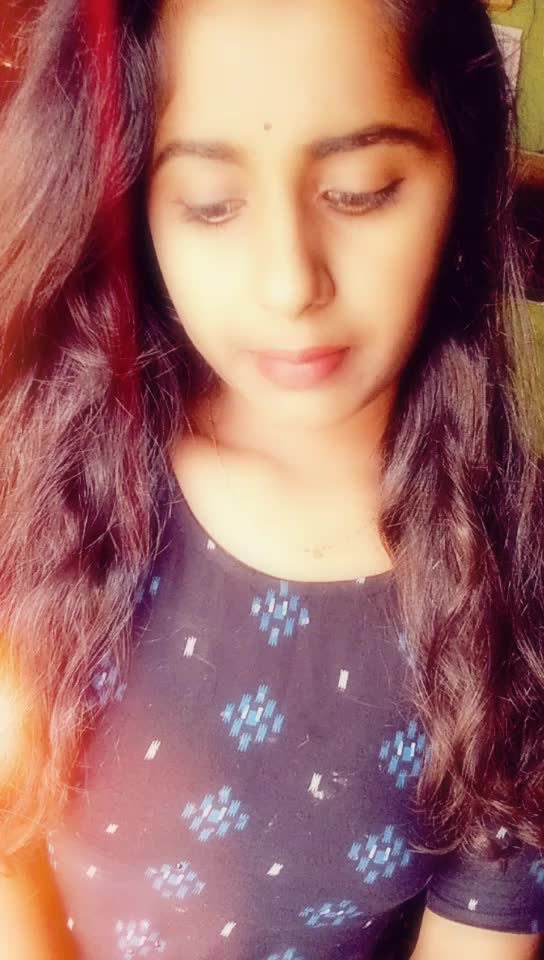 @&hearts;️geethu_m_gowda👑
