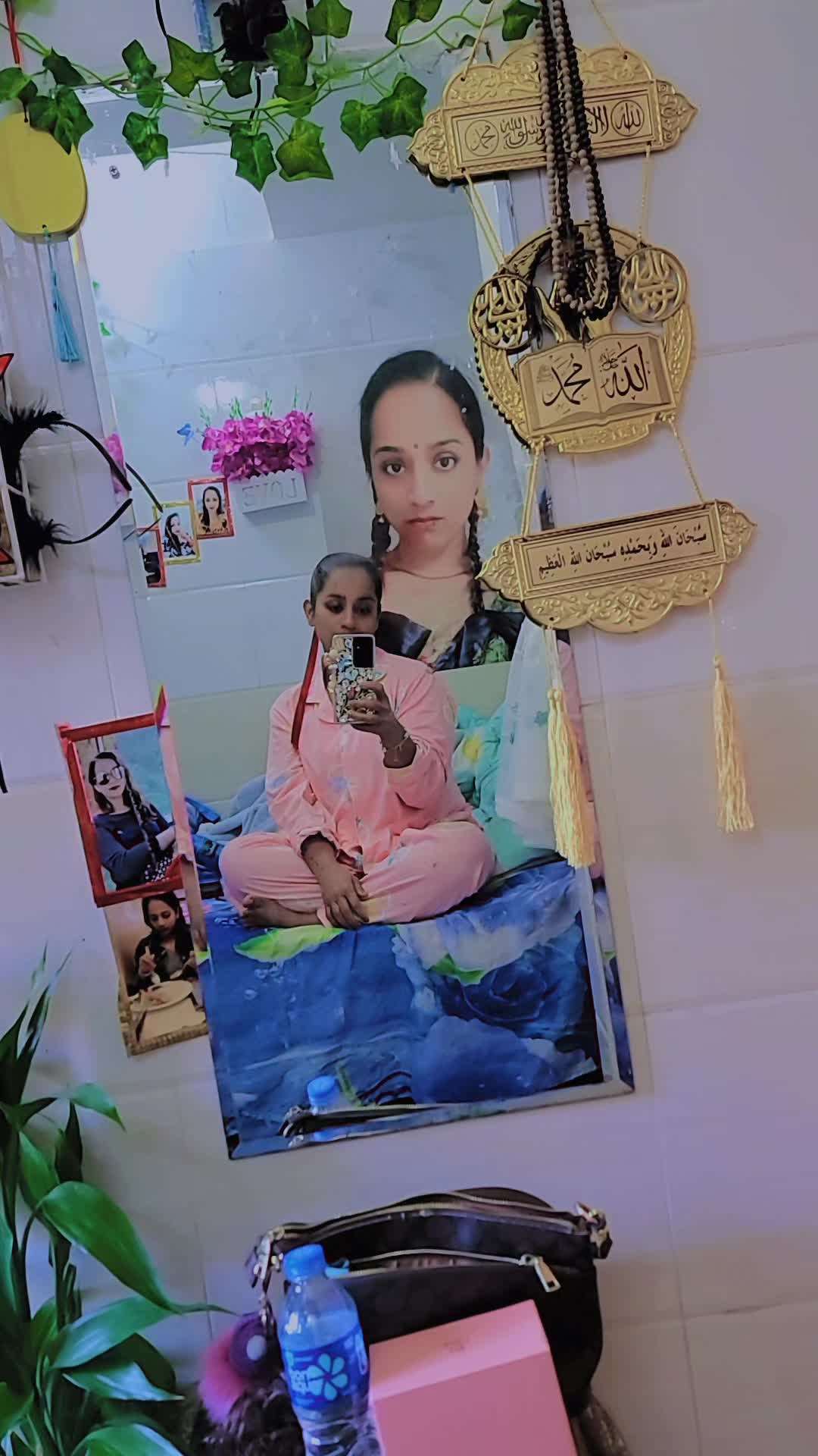 @Naina Hossain (one Queen 👑)