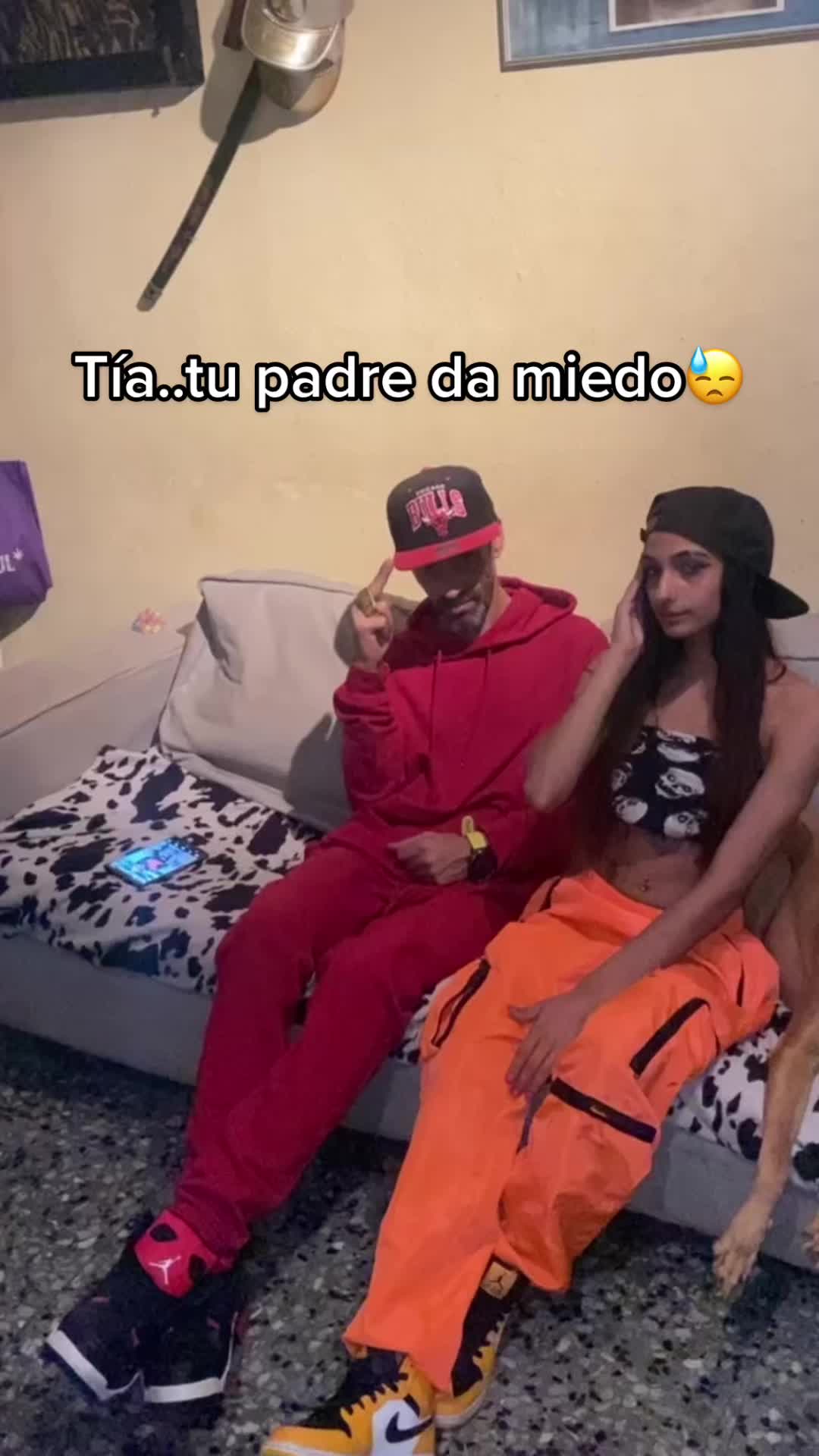 @Laruizzzzzz