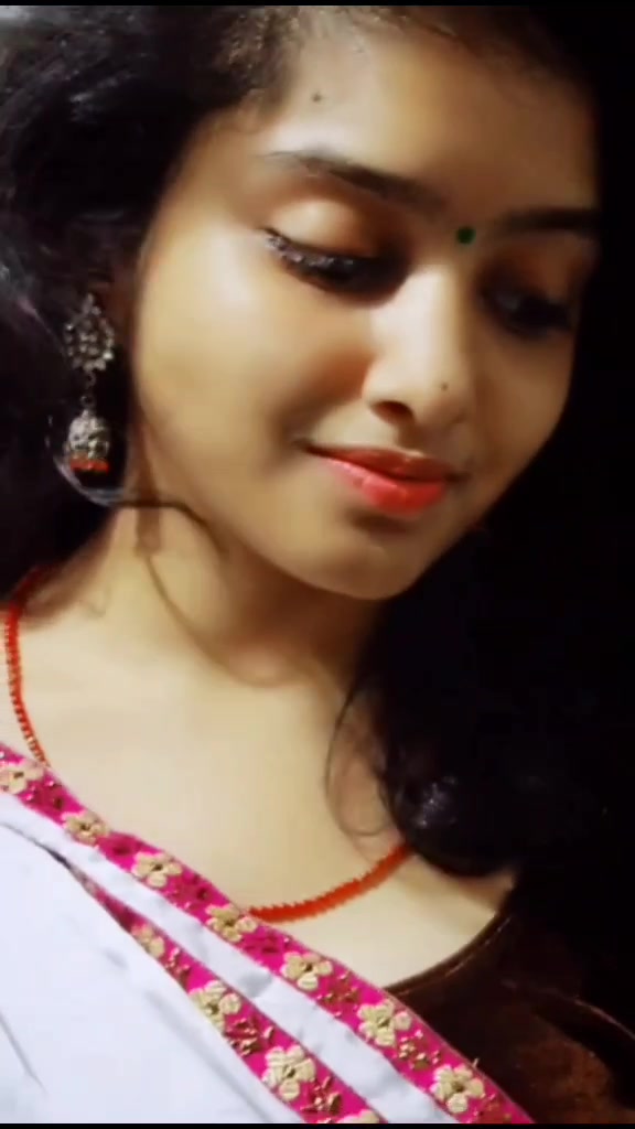 @𝗟 𝗶 𝗹 𝗹 𝘆