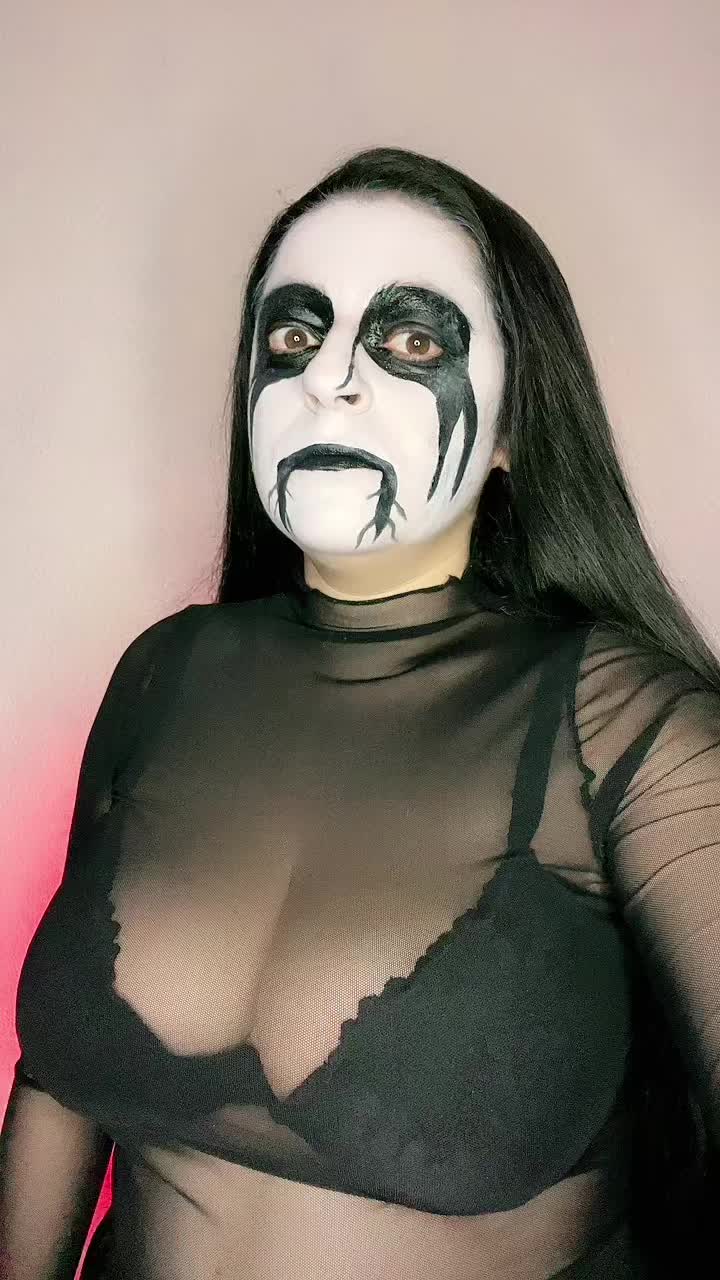 @QueridaGeek