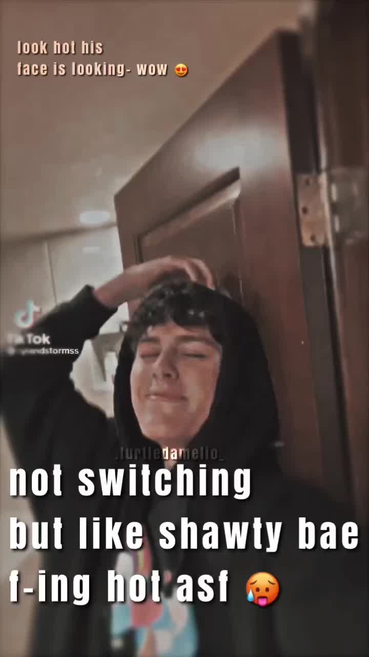 @charlii <33