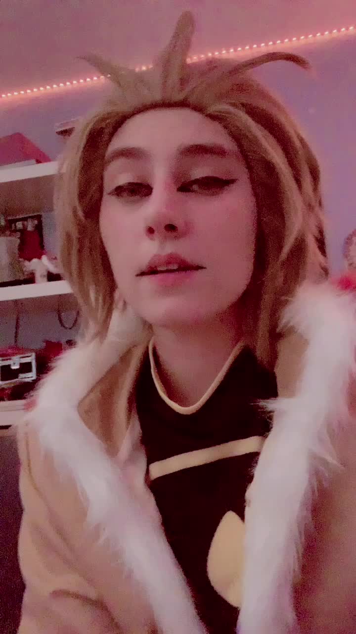 @Hawksboi