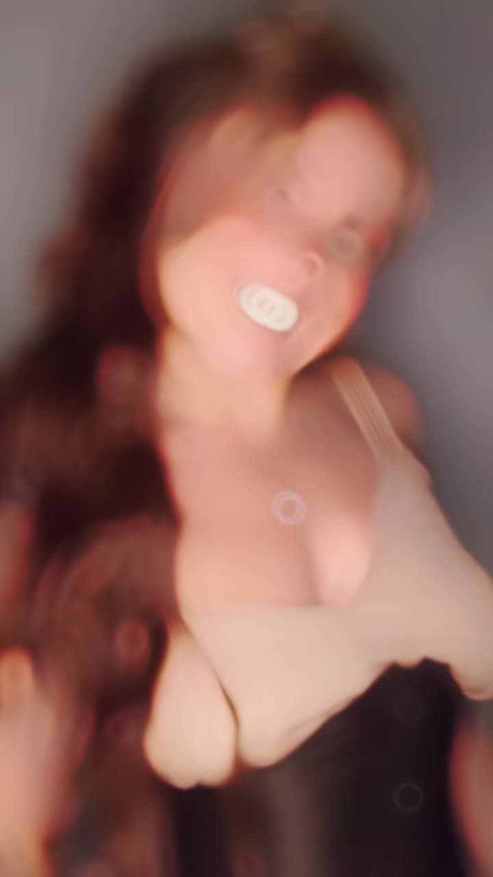 @𝔅𝔥𝔞𝔡𝔤𝔤𝔦