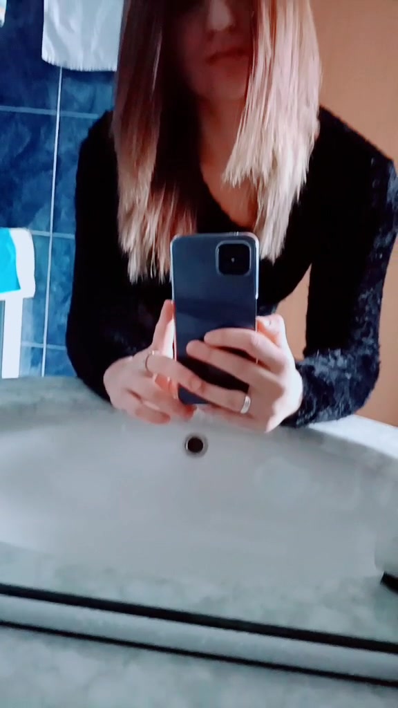 @Karina🌹🍁♠️
