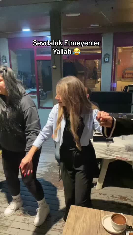 @MariaCansu