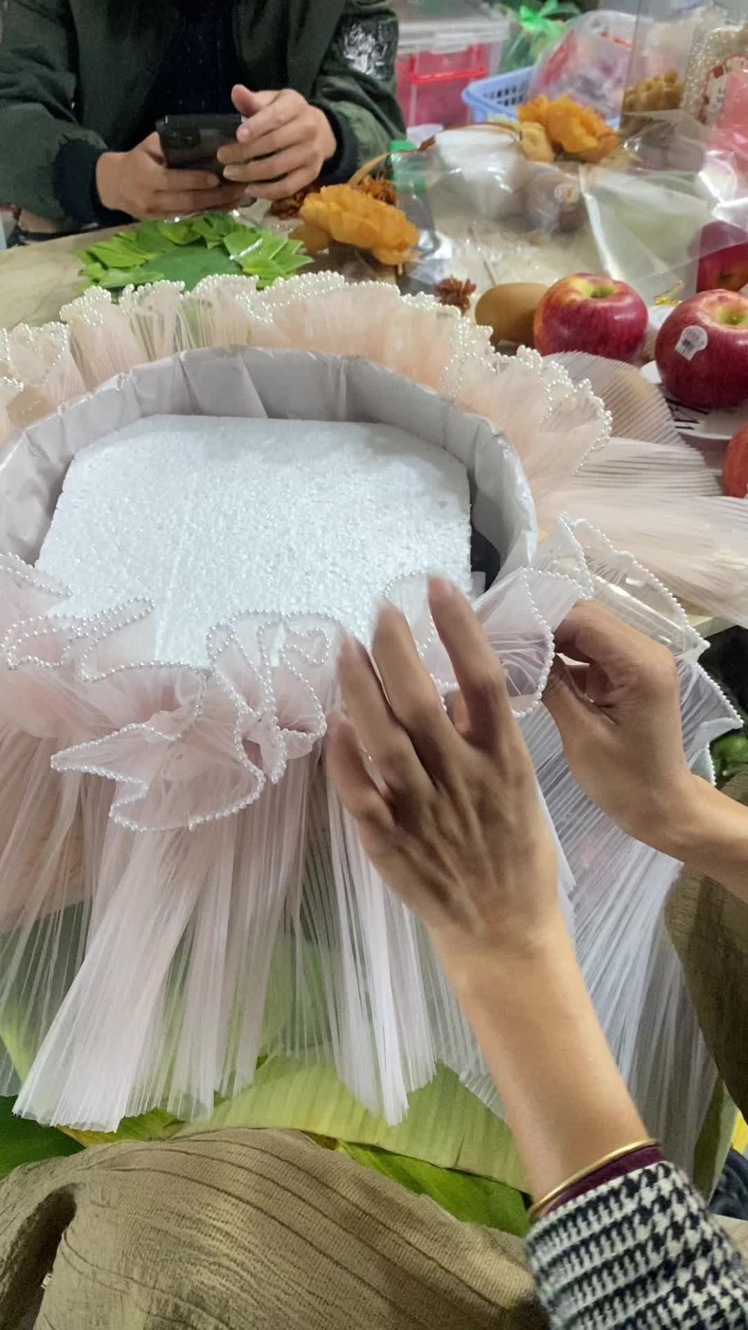 @Hiền b&ocirc;ng dạy l&agrave;m giỏ qu&agrave;