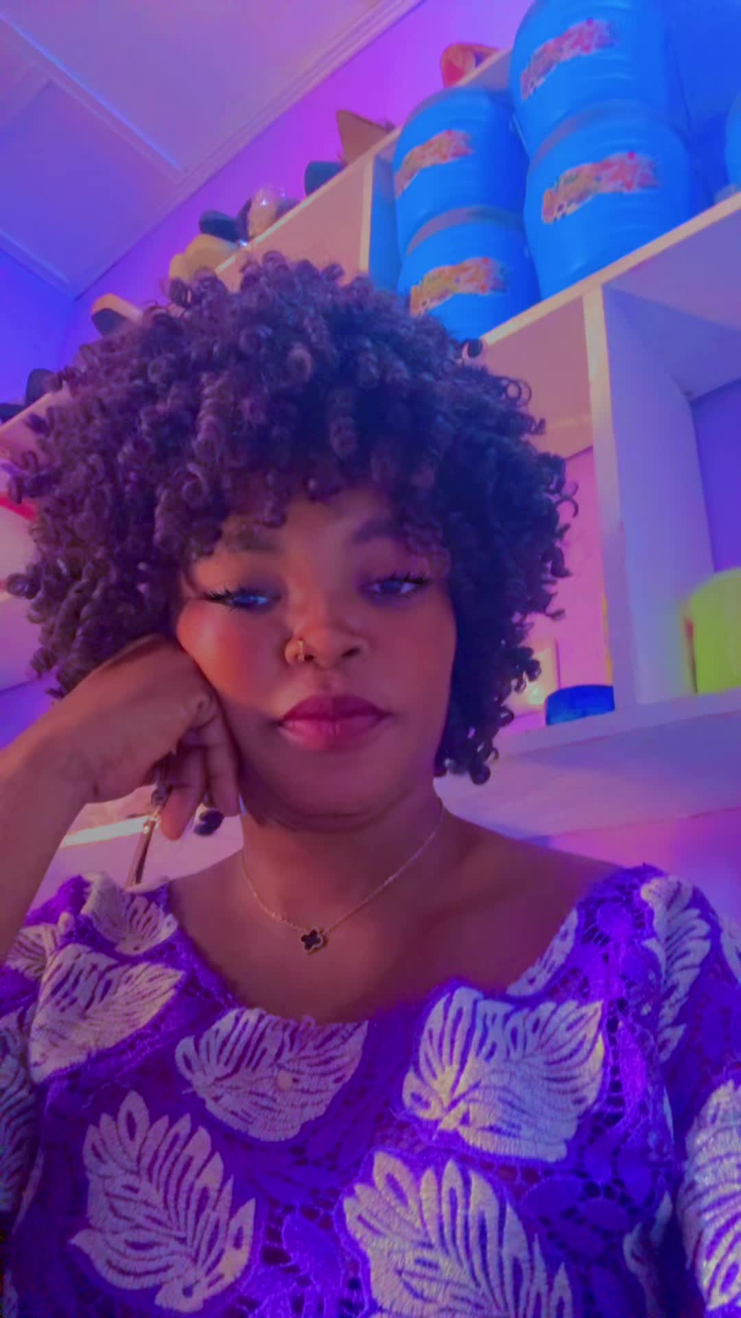 @Cheriza.la.reine