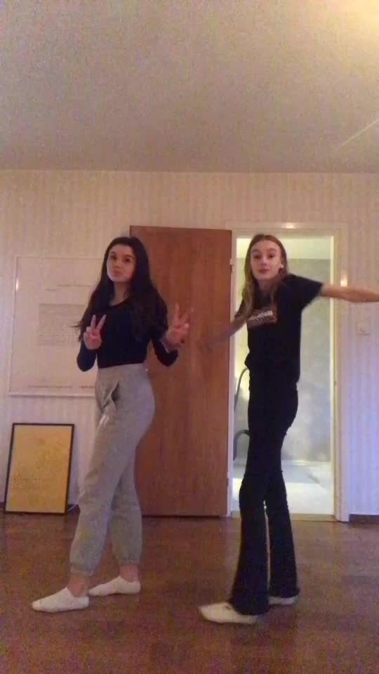 @Heta chicks häre