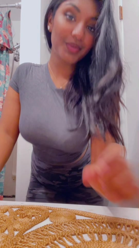 @Ariana 🩷