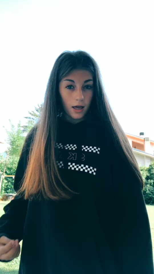@elisaazaccaretti