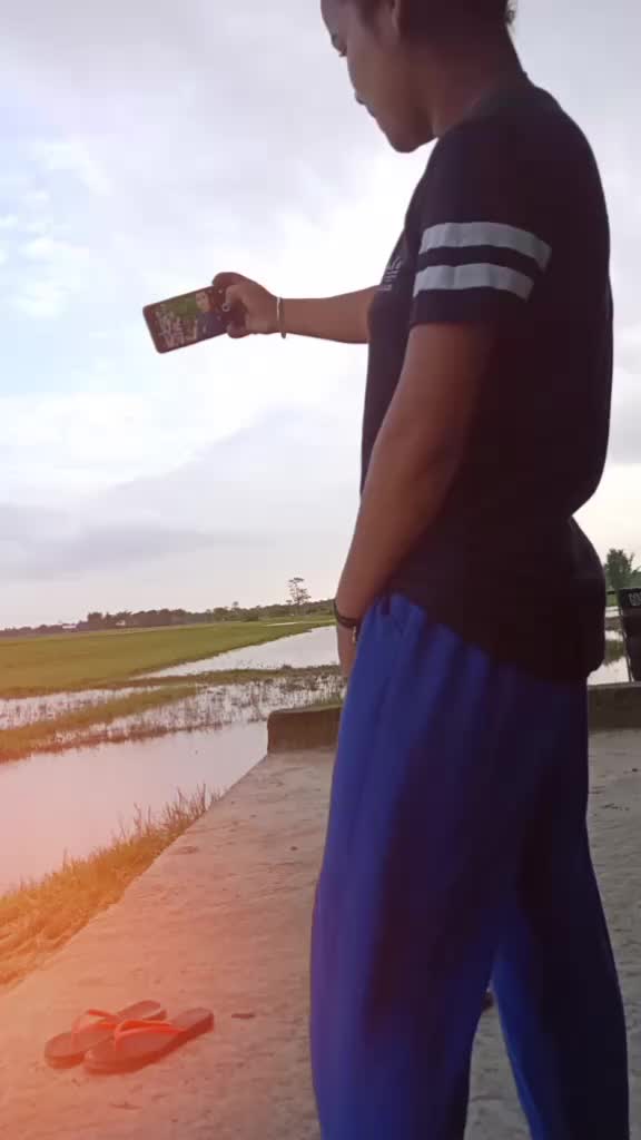 @ধেমাজিৰে ছোৱালী