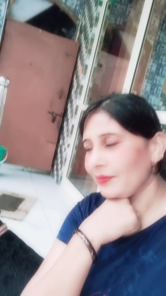 @savi gautam
