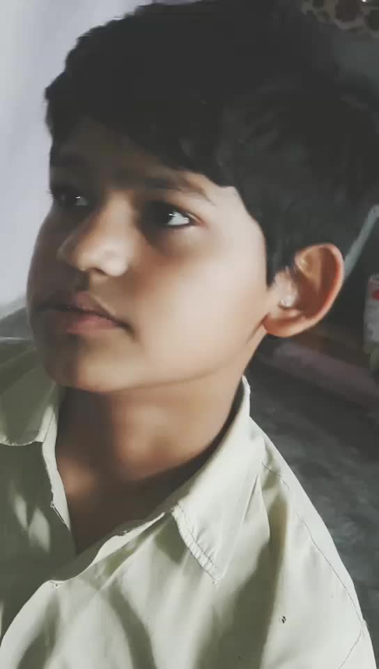 @😷Hunny Shadji😷