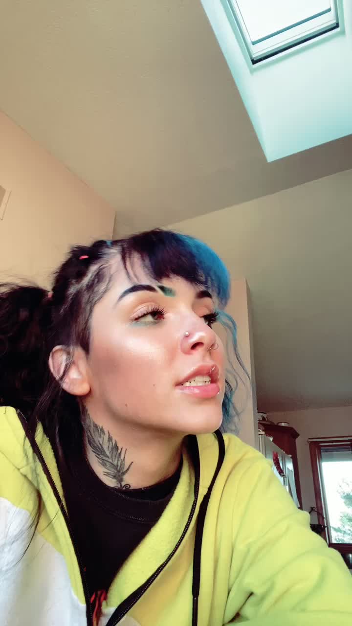 @Emma🌷