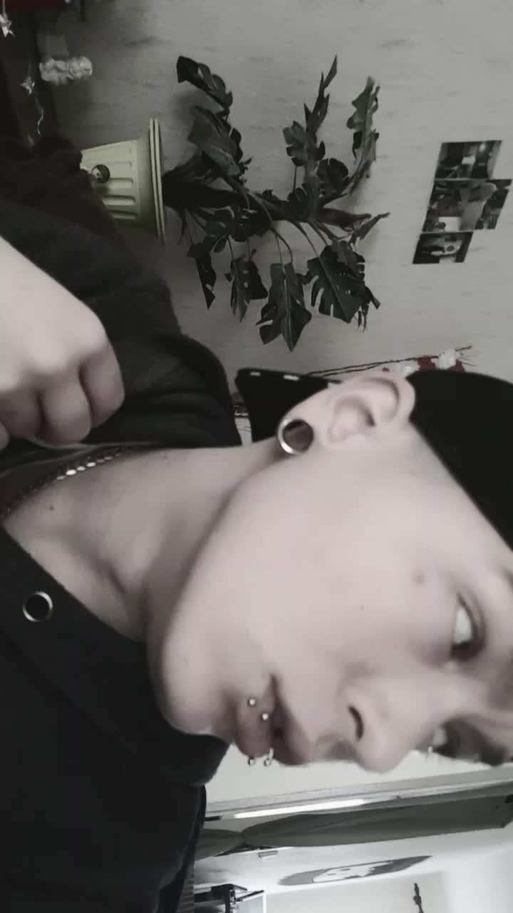 @~SassiIzzDaa~