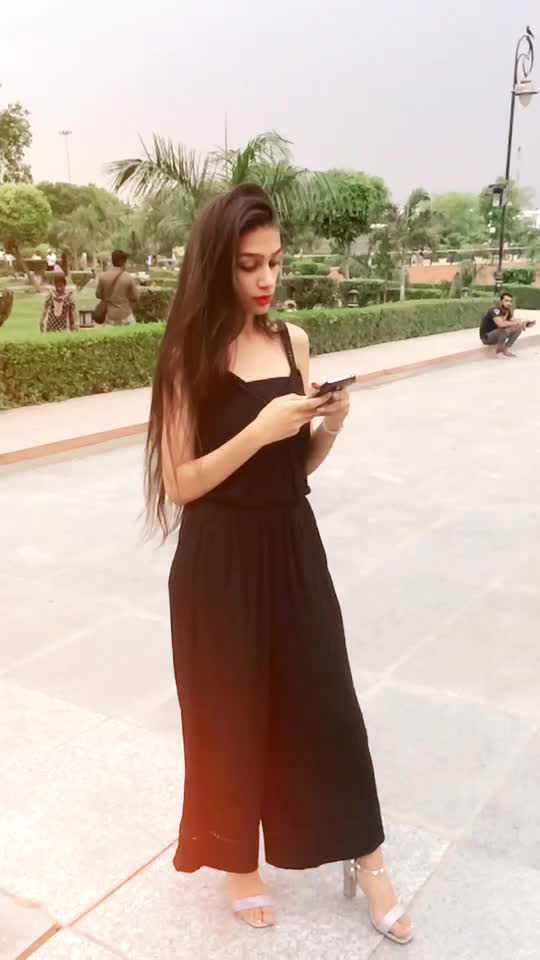 @AAYUSHI🎈