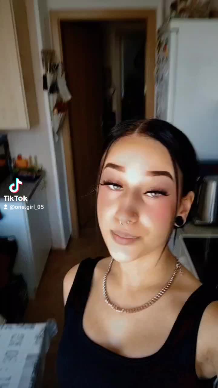 @Shari.