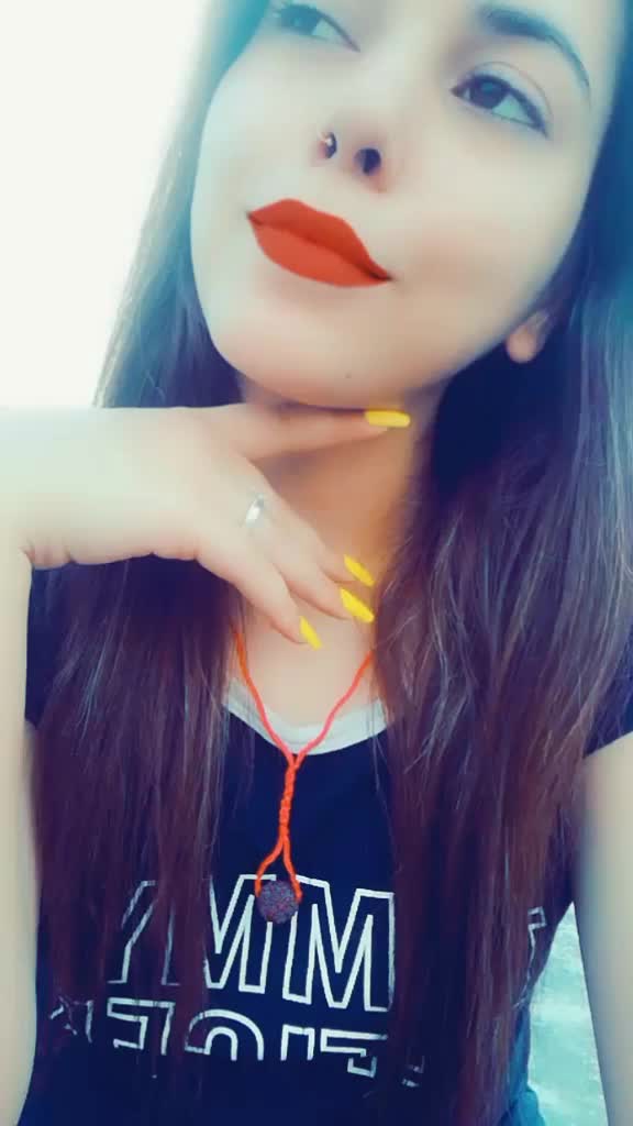 @Miss_nidhi _bhatt
