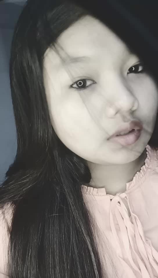 @Nepali Girl😎