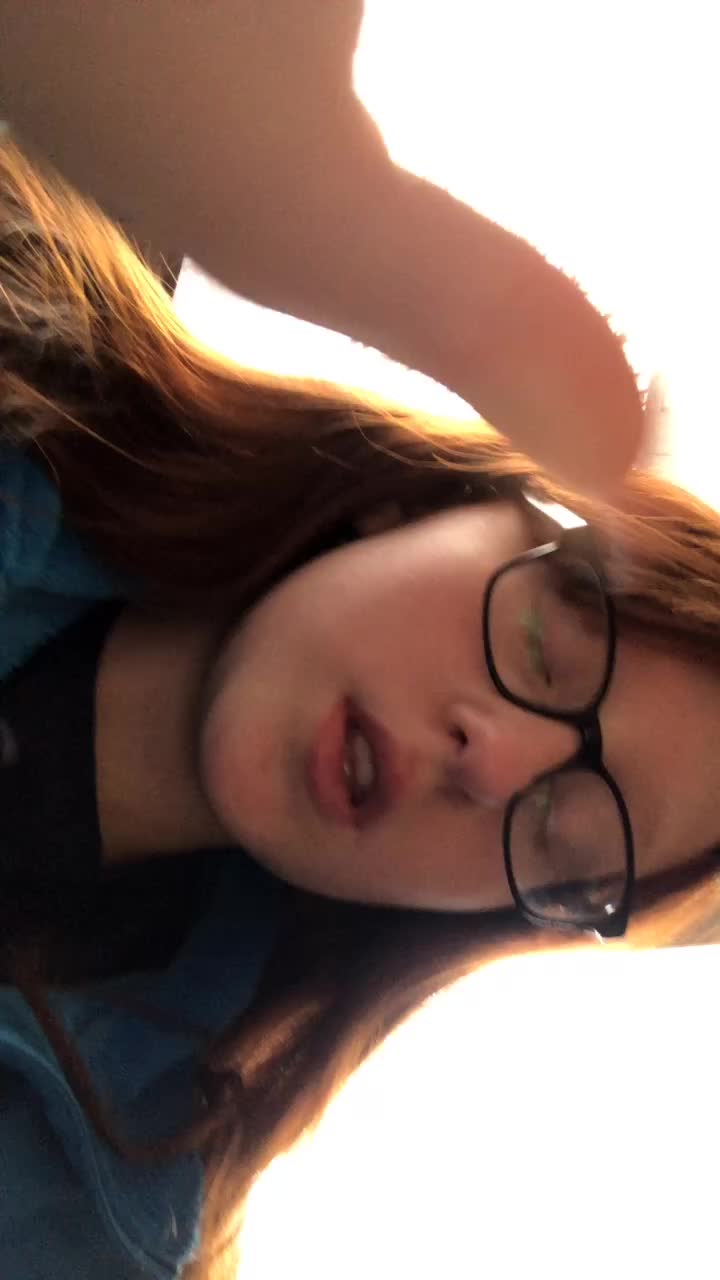 @Bella