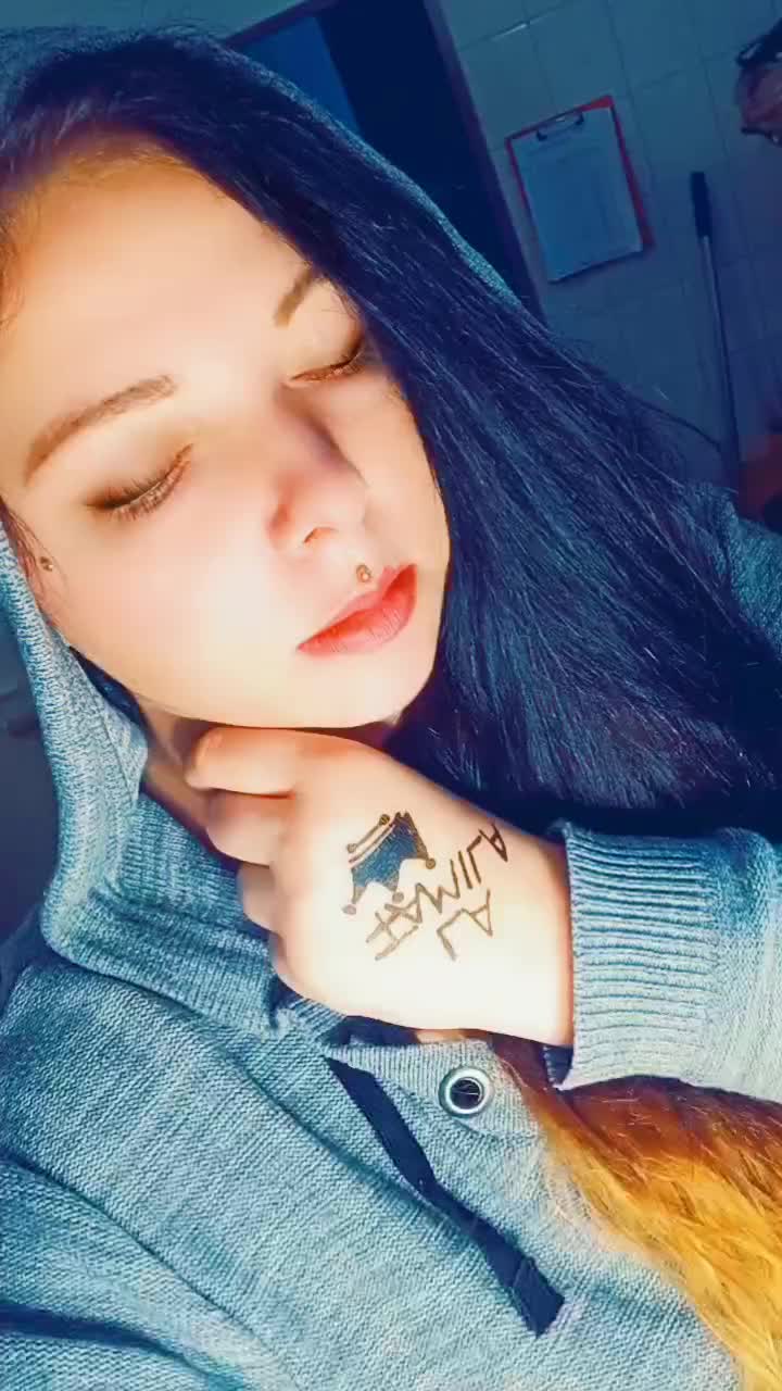 @Saschajon