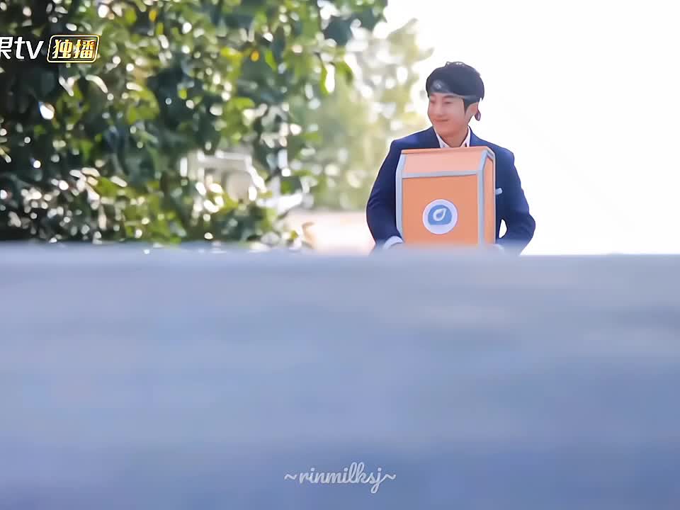@๐๐๐๐๐ช๐๐๐ ๐