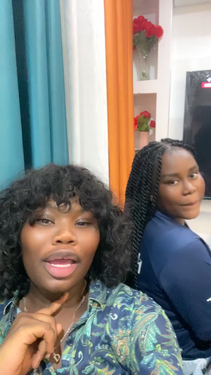 @Desi de tous
