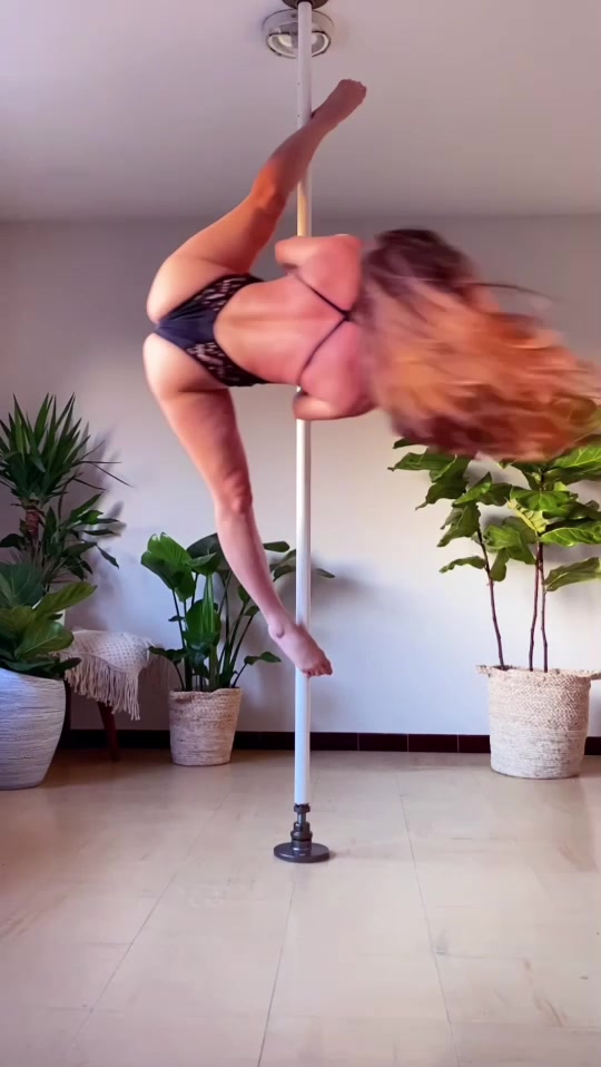 @vitamia_pole_sport