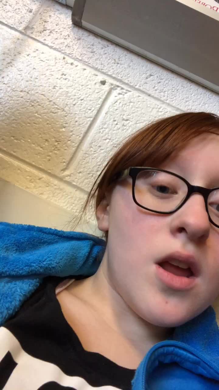 @Bella