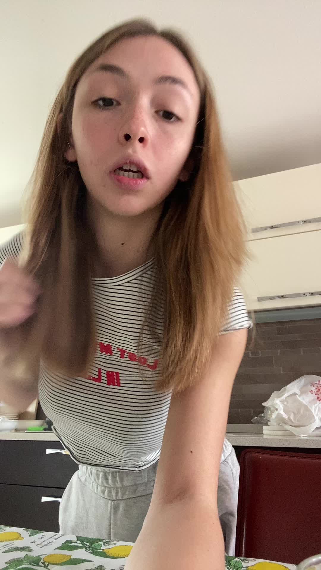 @Sus