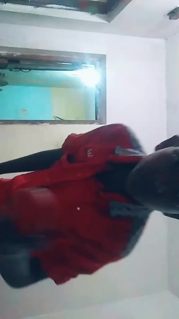 @Anandhuminnu