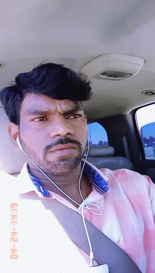 @యన్. విజయ్