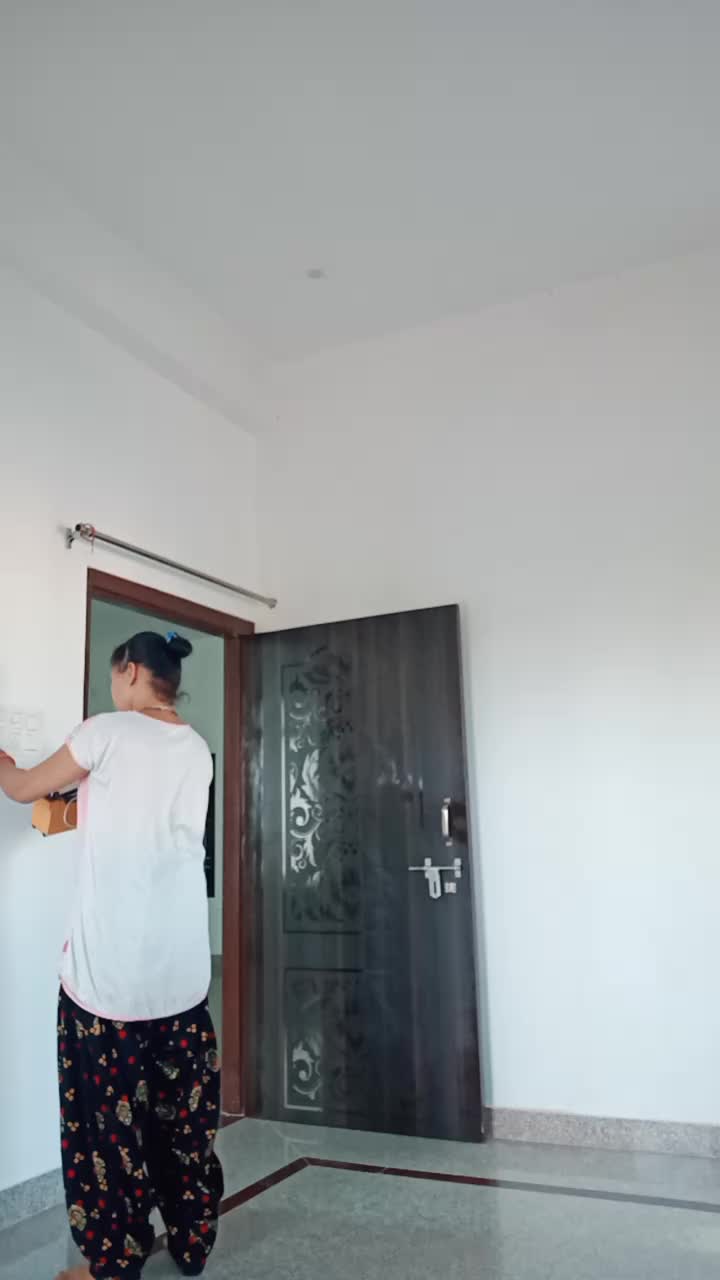 @शिवानी