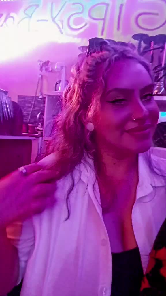 @Sabira..❤🌹