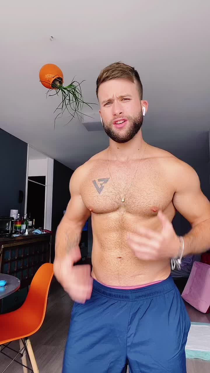 @erikvilar