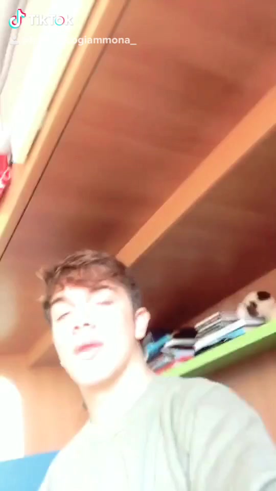 @francesco_